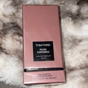 Tom Ford Rose Exposed Eau de Parfum in Pink